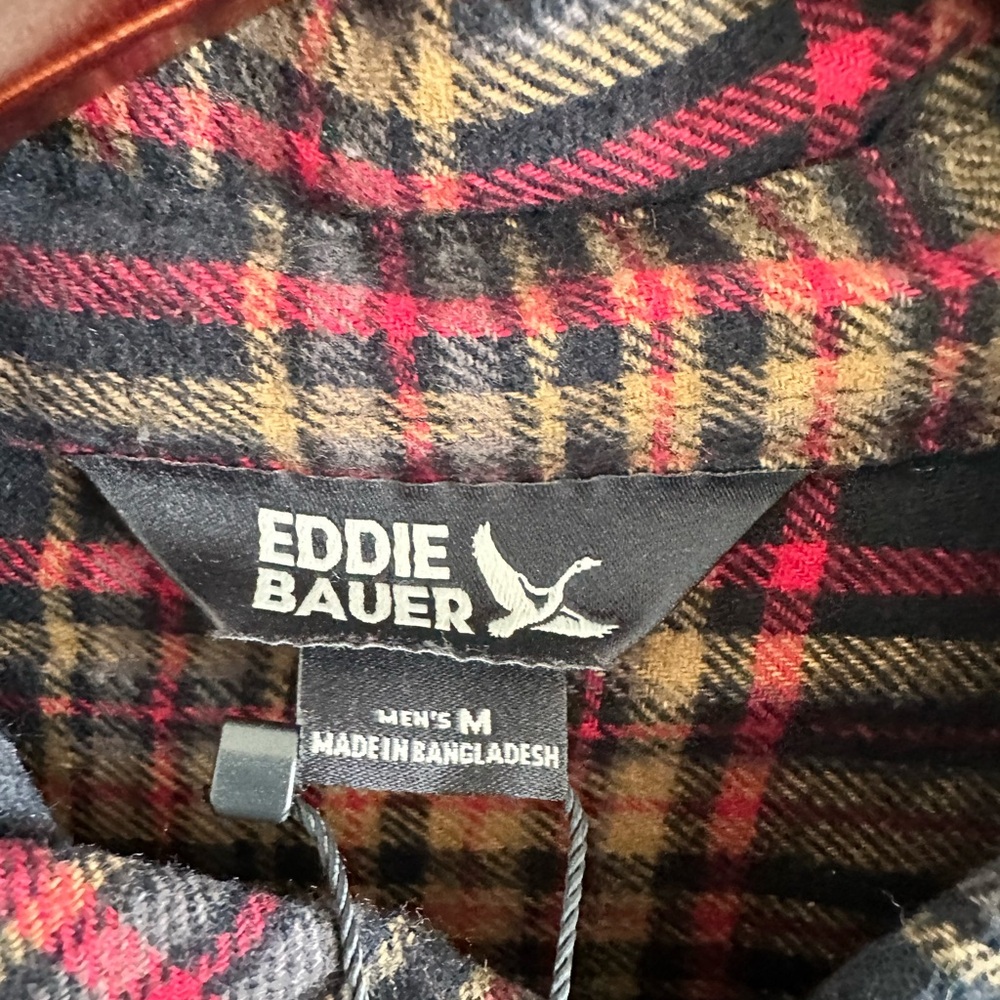 Eddie Bauer - Men's Night Sky Ohio Plaid Relaxed Fit Flannel Shirt, Medium - Picture 4 of 8